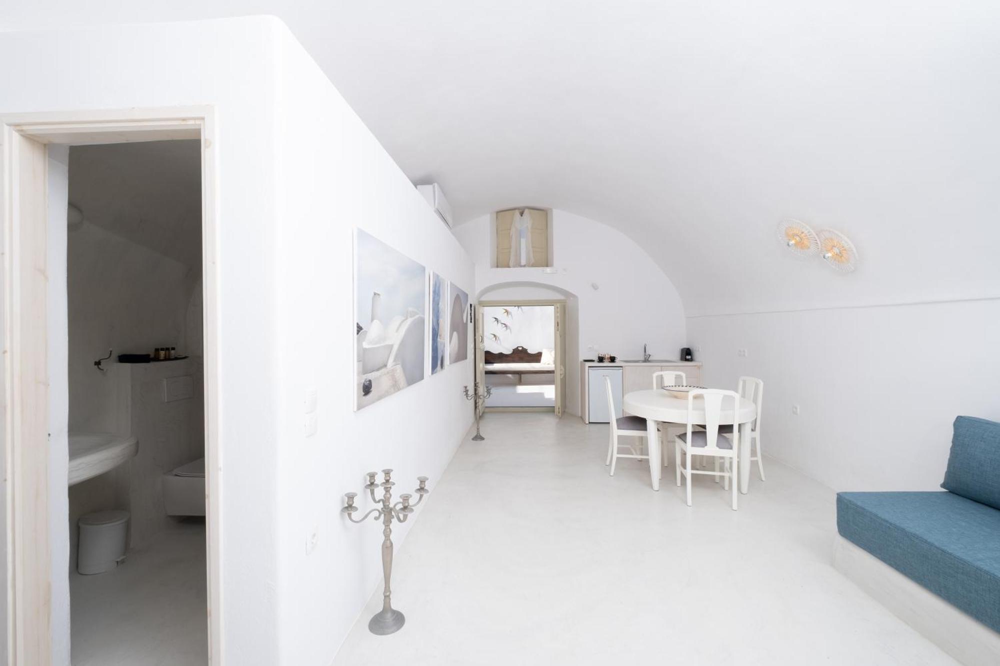 Art Canava Luxury Villas Fira  Extérieur photo