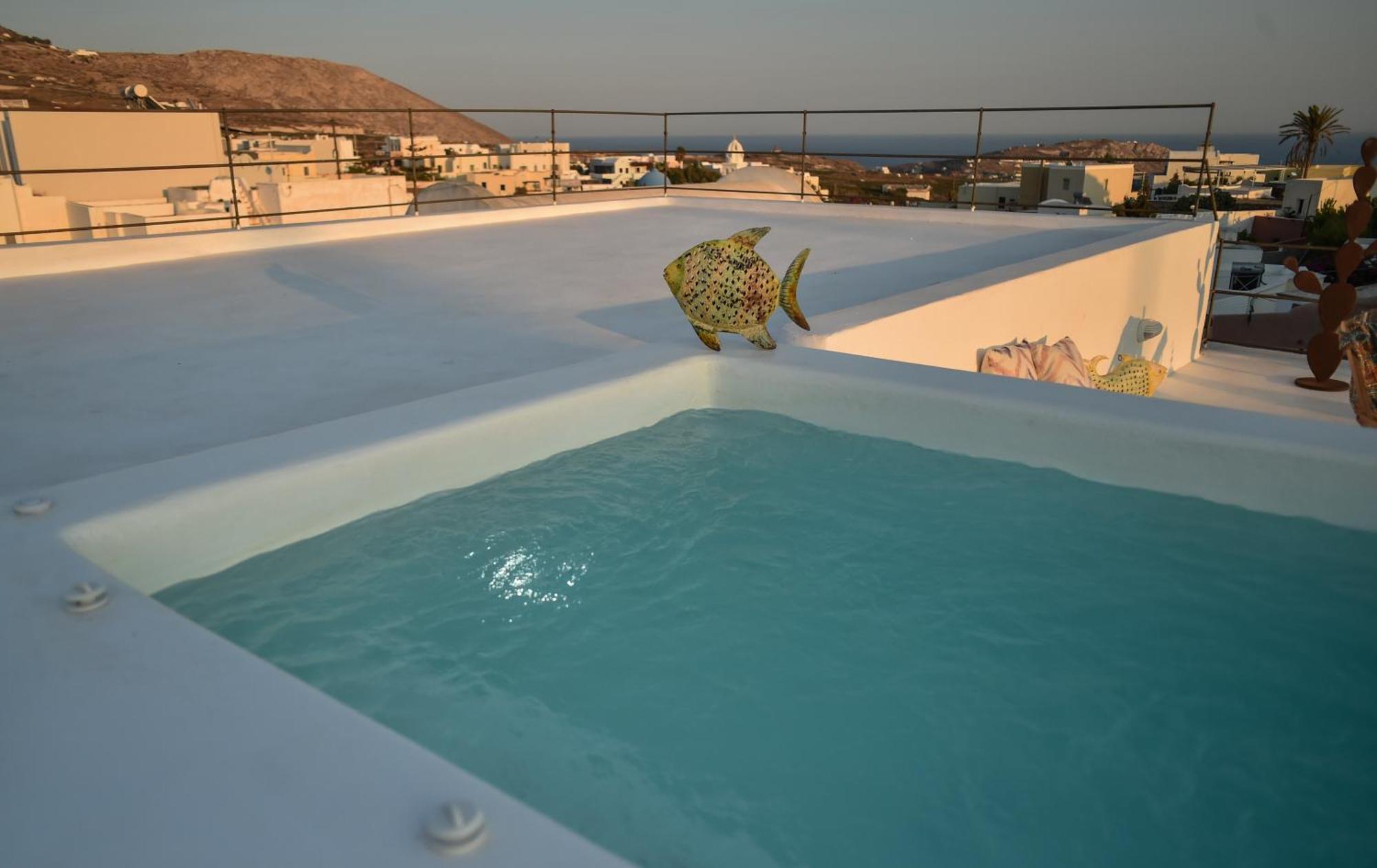 Art Canava Luxury Villas Fira  Extérieur photo