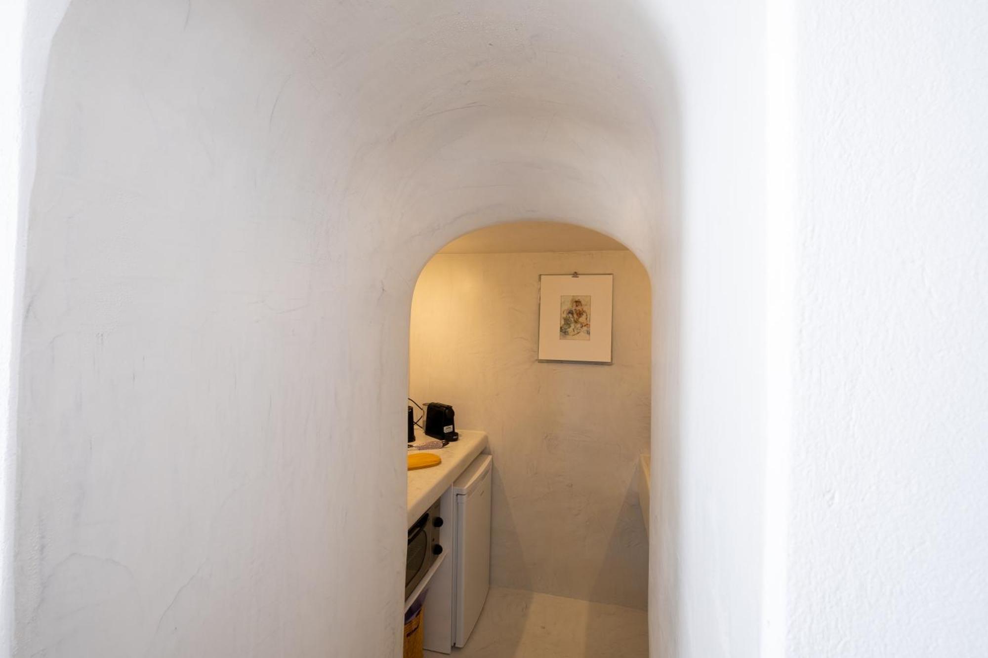 Art Canava Luxury Villas Fira  Extérieur photo