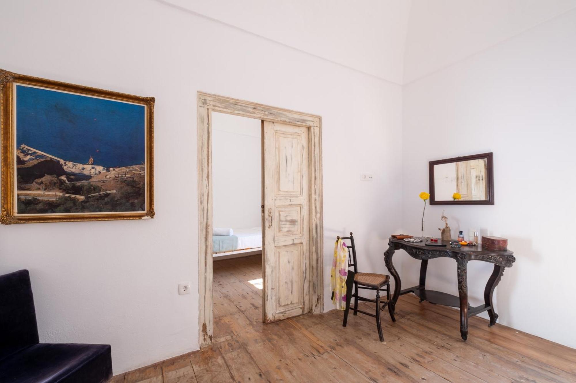 Art Canava Luxury Villas Fira  Extérieur photo