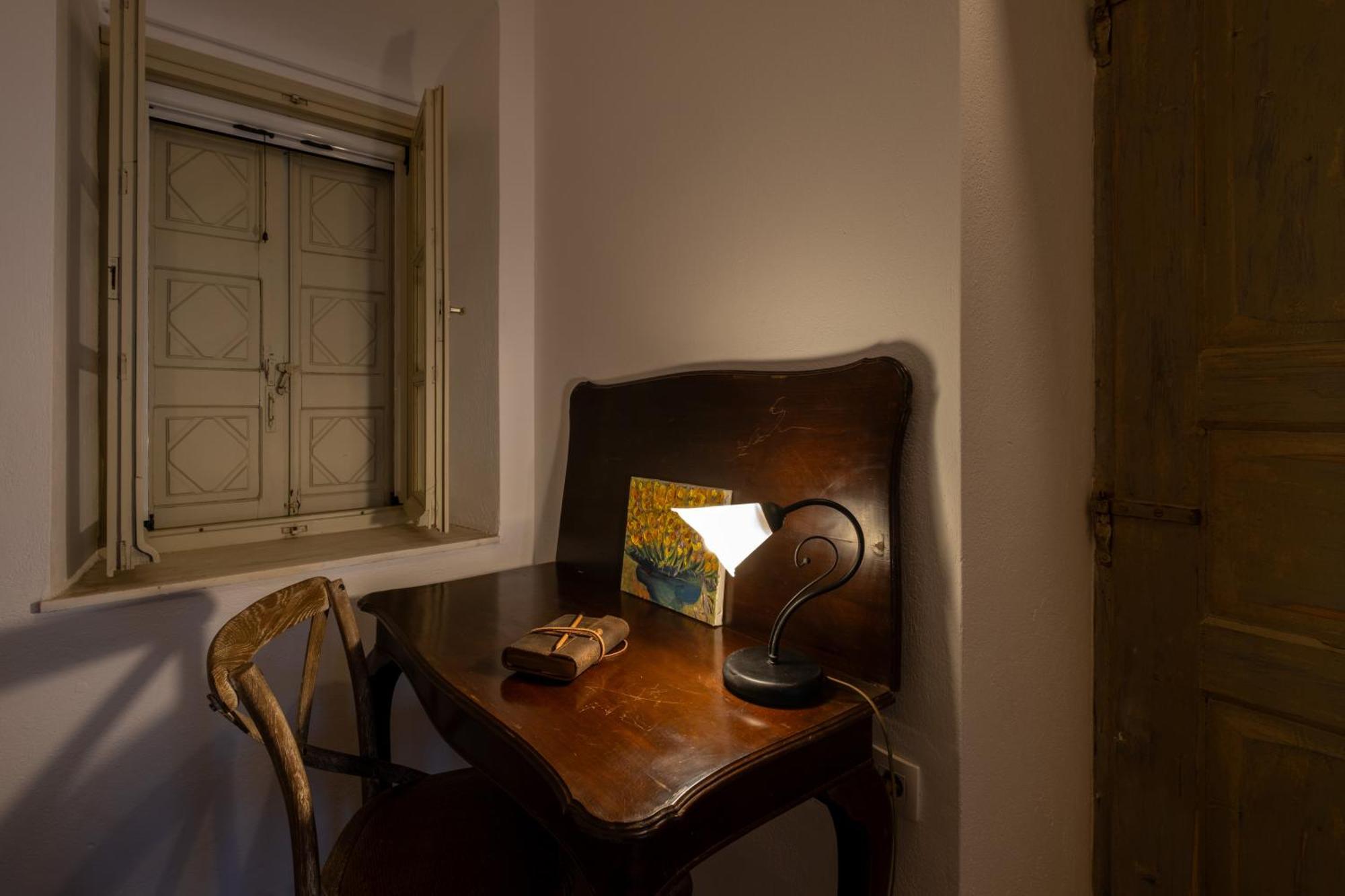 Art Canava Luxury Villas Fira  Extérieur photo