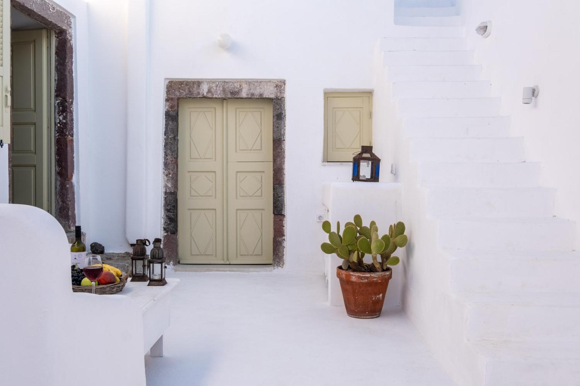 Art Canava Luxury Villas Fira  Extérieur photo